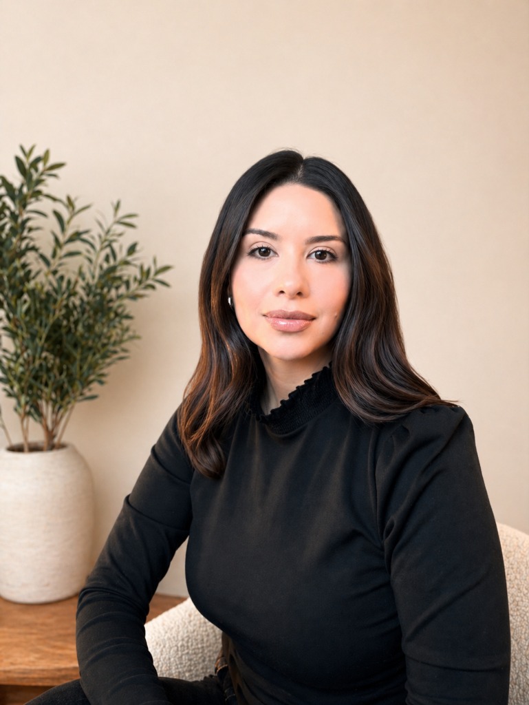 Elizabeth — Wellness Coach & Massage Therapist